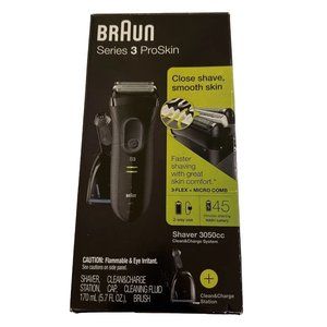 BRAUN Series 3 MicroComb Men's Shaver w/ Clean & Charge Station 3050CC Brand New